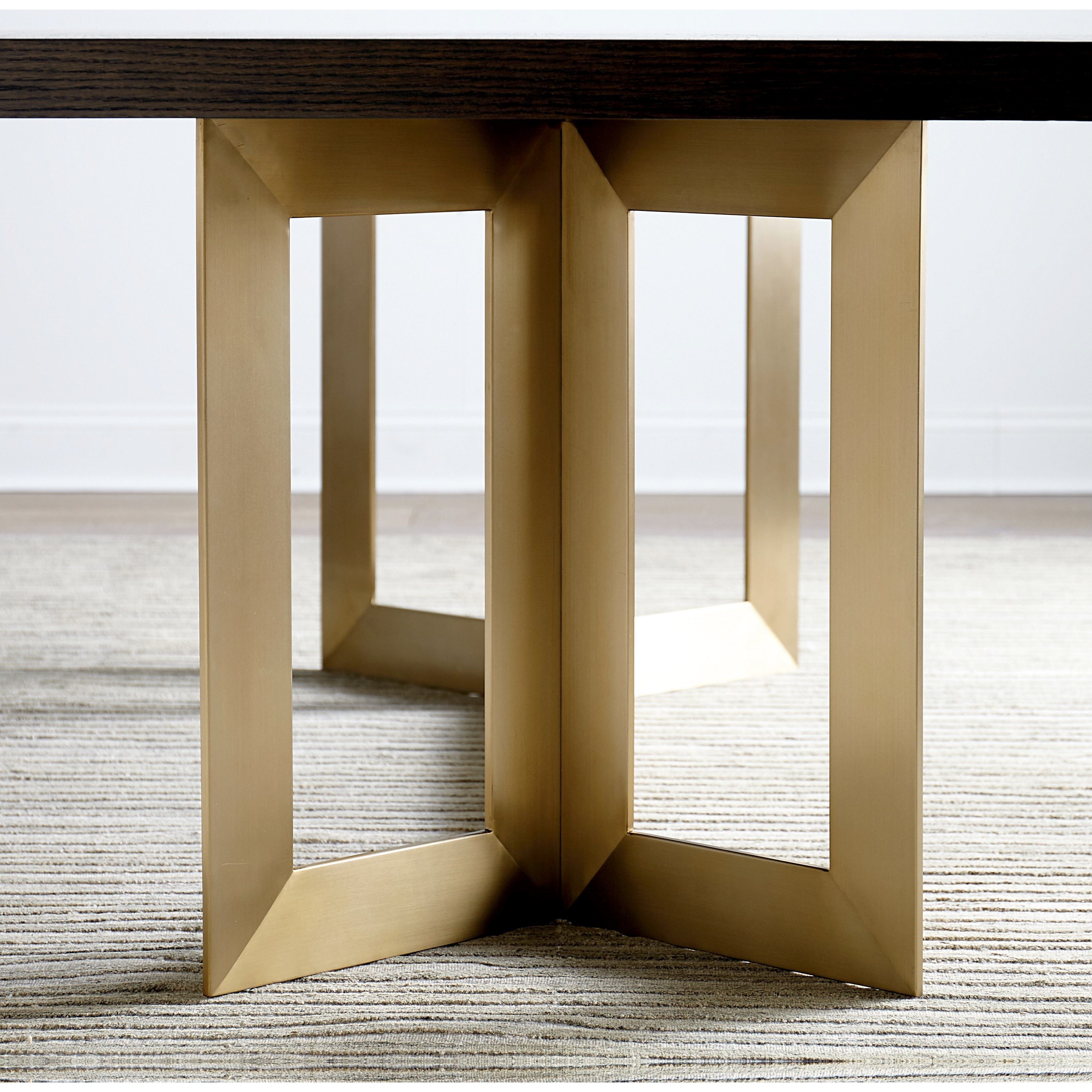 Bassett Modern Astor and Rivoli 45239042+TB90 Modern 90" Dining